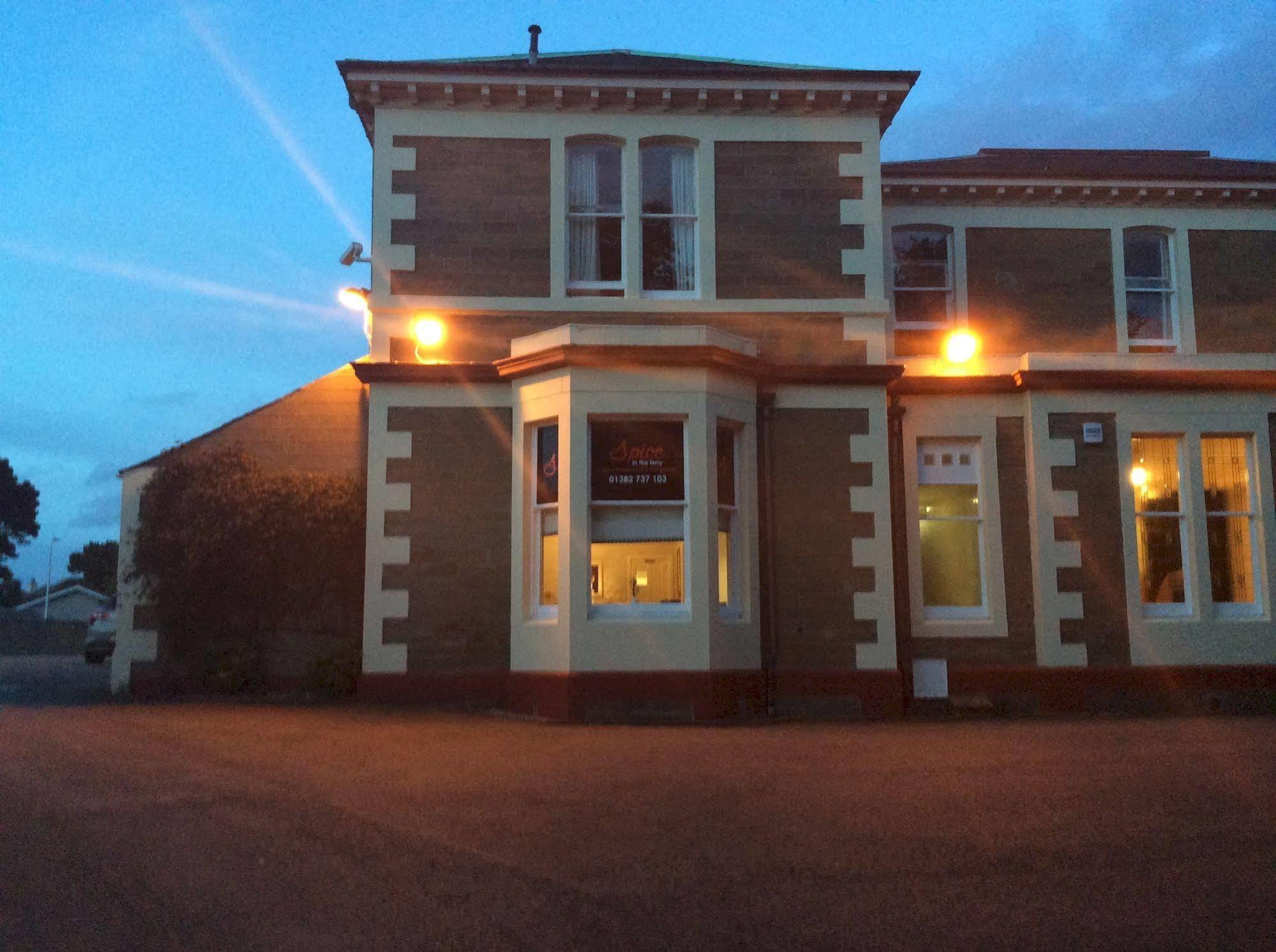 Taychreggan Hotel Dundee Exteriör bild